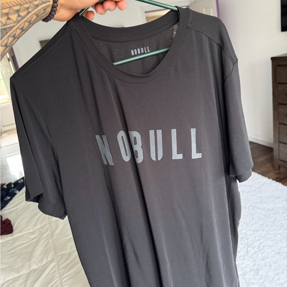 NOBULL Men's Charcoal Tee